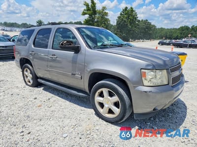 Czwarte zdjęcie samochodu z boku: 2007 CHEVROLET TAHOE K1500 VIN:1GNFK13067J126784 - miniatura