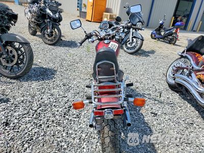 Czwarte zdjęcie samochodu z boku: 2014 HONDA CMX250 C VIN:JH2MC1303EK801034 - miniatura
