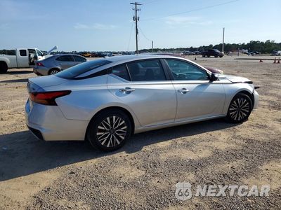 Trzecie zdjęcie samochodu z tyłu: 2024 NISSAN ALTIMA SV VIN:1N4BL4DVXRN301989 - miniatura