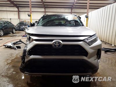 Piąte zdjęcie samochodu w środku: 2024 TOYOTA RAV4 XSE VIN:2T3E6RFV2RW051519 - miniatura
