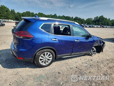 Trzecie zdjęcie samochodu z tyłu: 2019 NISSAN ROGUE SV VIN:5N1AT2MV9KC717278 - miniatura