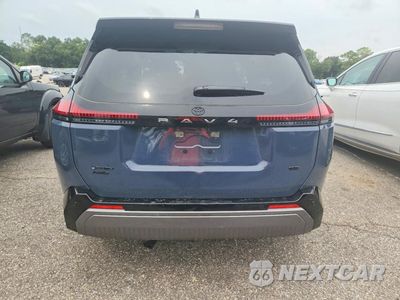 Zdjęcie 6 z 14 samochodu: 2026 TOYOTA RAV4 PLUG-IN HYBRID SE VIN:JTM7ERAV5TJ005529 - miniatura