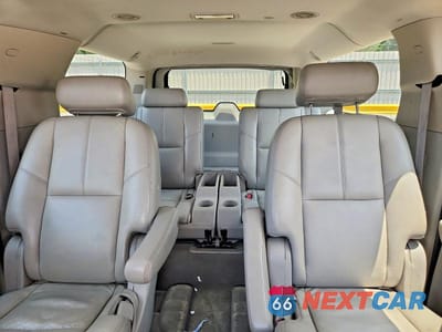Zdjęcie 10 z 13 samochodu: 2007 GMC YUKON XL C1500 VIN:1GKFC16027R267987 - miniatura