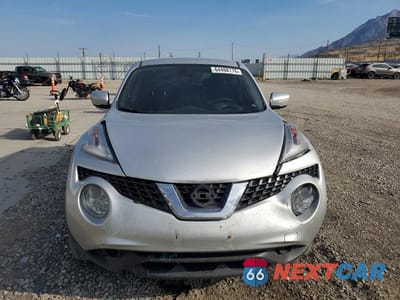 Piąte zdjęcie samochodu w środku: 2016 NISSAN JUKE S VIN:JN8AF5MV9GT660234 - miniatura