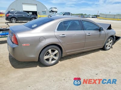 Trzecie zdjęcie samochodu z tyłu: 2012 CHEVROLET MALIBU 1LT VIN:1G1ZC5E06CF101560 - miniatura