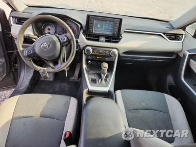 Zdjęcie 8 z 13 samochodu: 2019 TOYOTA RAV4 XLE VIN:2T3P1RFV2KW042168 - miniatura
