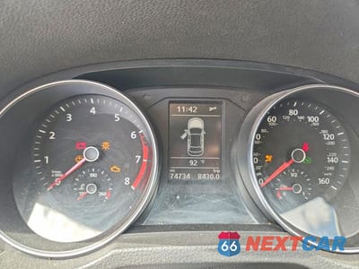 Zdjęcie 9 z 13 samochodu: 2018 VOLKSWAGEN PASSAT S VIN:1VWAA7A35JC036203 - miniatura