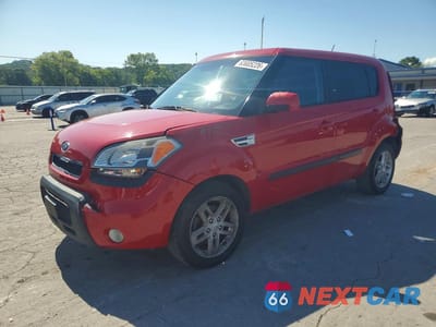 2011 KIA SOUL + KNDJT2A23B7292065 - główne zdjęcie licytacji z USA - miniatura