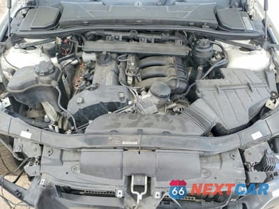 Zdjęcie 11 z 12 samochodu: 2011 BMW 328 I VIN:WBADW3C59BE540314 - miniatura