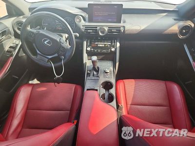 Zdjęcie 8 z 13 samochodu: 2024 LEXUS IS 300 BASE VIN:JTHCA1D20R5129706 - miniatura