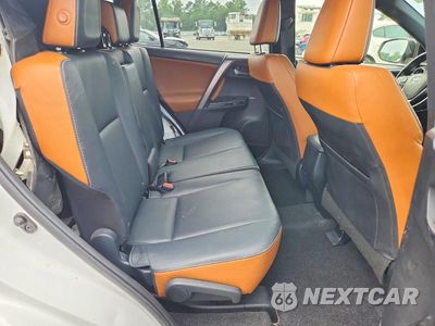 Zdjęcie 11 z 13 samochodu: 2017 TOYOTA RAV4 SE VIN:JTMJFREV9HD206269 - miniatura