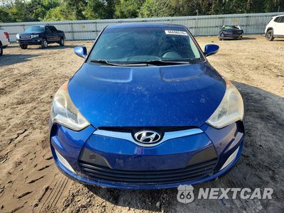 Piąte zdjęcie samochodu w środku: 2017 HYUNDAI VELOSTER BASE VIN:KMHTC6AD7HU307268 - miniatura