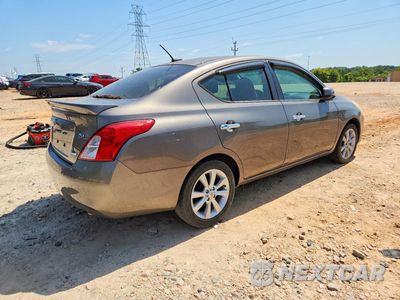 Trzecie zdjęcie samochodu z tyłu: 2014 NISSAN VERSA 1.6 S VIN:3N1CN7AP2EL826638 - miniatura