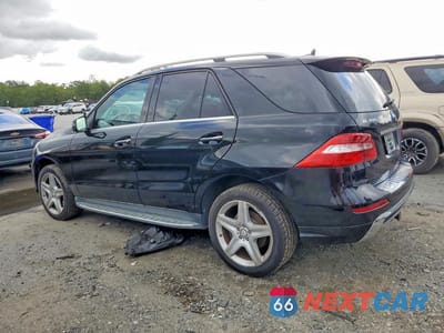 Drugie zdjęcie samochodu z przodu: 2015 MERCEDES-BENZ ML 400 4MATIC VIN:4JGDA5GB3FA546177 - miniatura