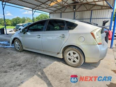 Drugie zdjęcie samochodu z przodu: 2010 TOYOTA PRIUS II VIN:JTDKN3DU3A0100698 - miniatura