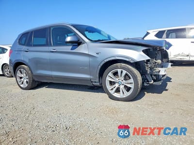 Czwarte zdjęcie samochodu z boku: 2016 BMW X3 XDRIVE35I VIN:5UXWX7C57G0S15924 - miniatura