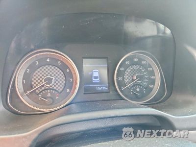 Zdjęcie 9 z 12 samochodu: 2019 HYUNDAI ELANTRA SEL VIN:5NPD84LF4KH424014 - miniatura