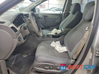Zdjęcie 7 z 13 samochodu: 2017 CHEVROLET TRAVERSE LS VIN:1GNKVFKD1HJ267996 - miniatura