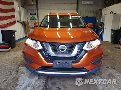Piąte zdjęcie samochodu w środku: 2020 NISSAN ROGUE SV VIN:JN8AT2MV7LW110983 - miniatura