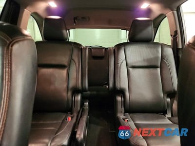 Zdjęcie 10 z 13 samochodu: 2017 TOYOTA HIGHLANDER HYBRID LIMITED PLATINUM VIN:5TDDGRFH1HS036108 - miniatura
