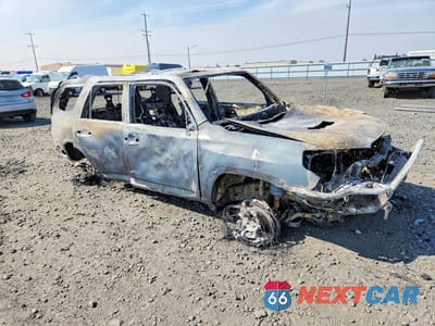 Czwarte zdjęcie samochodu z boku: 2024 TOYOTA 4RUNNER TRD OFF-ROAD PREMIUM VIN:JTERU5JR0R6223554 - miniatura