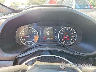 Zdjęcie 9 z 12 samochodu: 2018 JEEP RENEGADE SPORT VIN:ZACCJBAB7JPH97462 - miniatura