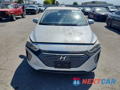 Piąte zdjęcie samochodu w środku: 2019 HYUNDAI IONIQ LIMITED VIN:KMHC85LC6KU124614 - miniatura