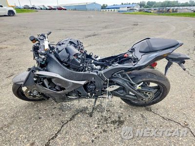 Trzecie zdjęcie samochodu z tyłu: 2026 KAWASAKI ZX1003 B VIN:JKBZXXB1XTA000352 - miniatura