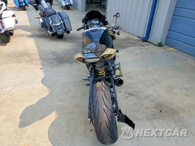 Czwarte zdjęcie samochodu z boku: 2008 SUZUKI GSX-R1000 VIN:JS1GT77A182104911 - miniatura