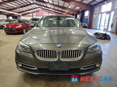 Piąte zdjęcie samochodu w środku: 2014 BMW 535 XI VIN:WBA5B3C59ED537374 - miniatura