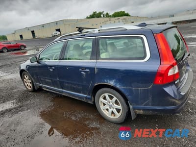 Drugie zdjęcie samochodu z przodu: 2010 VOLVO V70 3.2 VIN:YV1982BW9A1134038 - miniatura