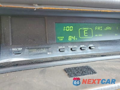 Zdjęcie 9 z 12 samochodu: 2000 TOYOTA AVALON XLS VIN:4T1BF28B0YU096169 - miniatura