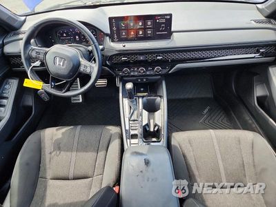 Zdjęcie 8 z 13 samochodu: 2025 HONDA ACCORD HYBRID SPORT VIN:1HGCY2F5XSA016192 - miniatura