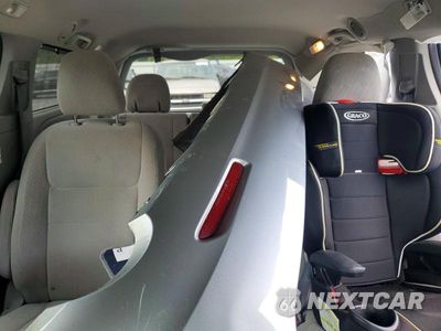 Zdjęcie 10 z 13 samochodu: 2020 TOYOTA SIENNA LE VIN:5TDKZ3DC9LS053513 - miniatura