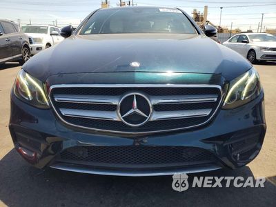 Piąte zdjęcie samochodu w środku: 2017 MERCEDES-BENZ E 300 VIN:WDDZF4JB8HA121576 - miniatura