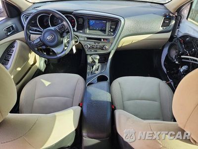 Zdjęcie 8 z 12 samochodu: 2015 KIA OPTIMA LX VIN:5XXGM4A76FG351752 - miniatura