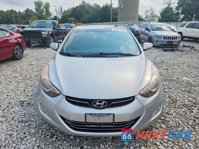 Piąte zdjęcie samochodu w środku: 2012 HYUNDAI ELANTRA LIMITED VIN:KMHDH4AE7CU316595 - miniatura