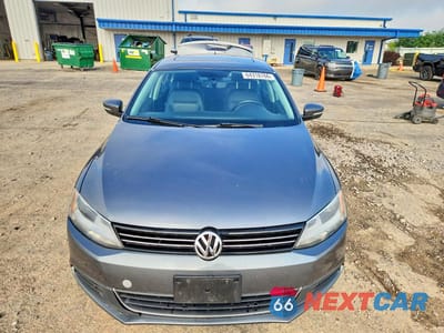 Piąte zdjęcie samochodu w środku: 2014 VOLKSWAGEN JETTA SE VIN:3VWD07AJ8EM209571 - miniatura