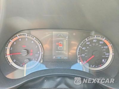 Zdjęcie 9 z 12 samochodu: 2022 TOYOTA HIGHLANDER LE VIN:5TDZZRAH6NS139382 - miniatura