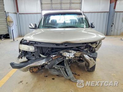 Piąte zdjęcie samochodu w środku: 2001 CHEVROLET SILVERADO K1500 HEAVY DUTY VIN:1GCGK13U01F163520 - miniatura