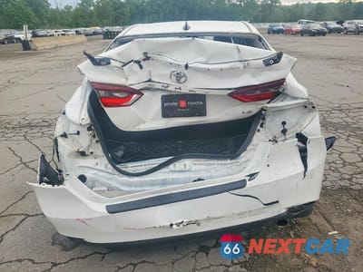 Zdjęcie 6 z 12 samochodu: 2021 TOYOTA CAMRY LE VIN:4T1C11AK4MU551123 - miniatura