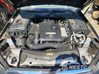 Zdjęcie 11 z 12 samochodu: 2017 MERCEDES-BENZ E 300 4MATIC VIN:WDDZF4KB1HA234011 - miniatura