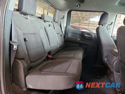 Zdjęcie 10 z 12 samochodu: 2020 CHEVROLET SILVERADO K1500 LT VIN:3GCUYDET3LG166856 - miniatura
