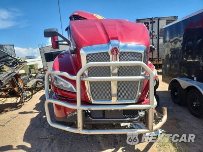 Piąte zdjęcie samochodu w środku: 2027 KENWORTH T680 SEMI TRUCK VIN:1XKYD49X6VJ238648 - miniatura