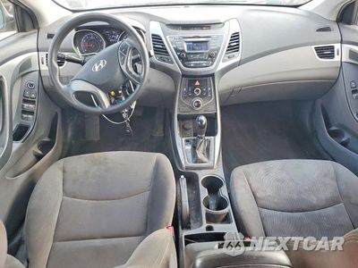 Zdjęcie 8 z 12 samochodu: 2014 HYUNDAI ELANTRA SE VIN:KMHDH4AE3EU216058 - miniatura