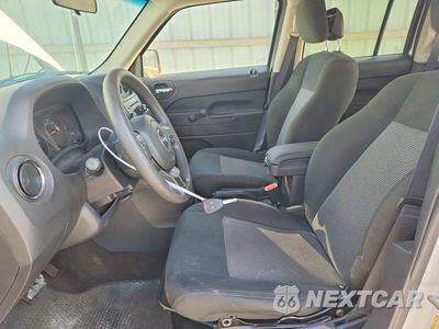Zdjęcie 7 z 12 samochodu: 2015 JEEP PATRIOT SPORT VIN:1C4NJPBA5FD263913 - miniatura