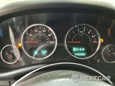 Zdjęcie 9 z 13 samochodu: 2015 JEEP WRANGLER UNLIMITED SAHARA VIN:1C4BJWEG9FL649981 - miniatura