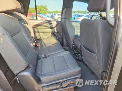 Zdjęcie 11 z 13 samochodu: 2023 CHEVROLET TAHOE K1500 LS VIN:1GNSKMET3PR386844 - miniatura
