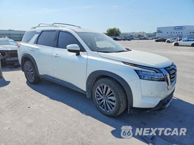 Czwarte zdjęcie samochodu z boku: 2024 NISSAN PATHFINDER SL VIN:5N1DR3CB1RC225797 - miniatura