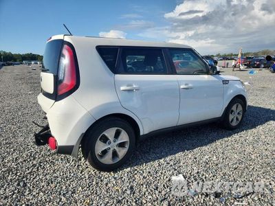 Trzecie zdjęcie samochodu z tyłu: 2015 KIA SOUL BASE VIN:KNDJN2A21F7813283 - miniatura